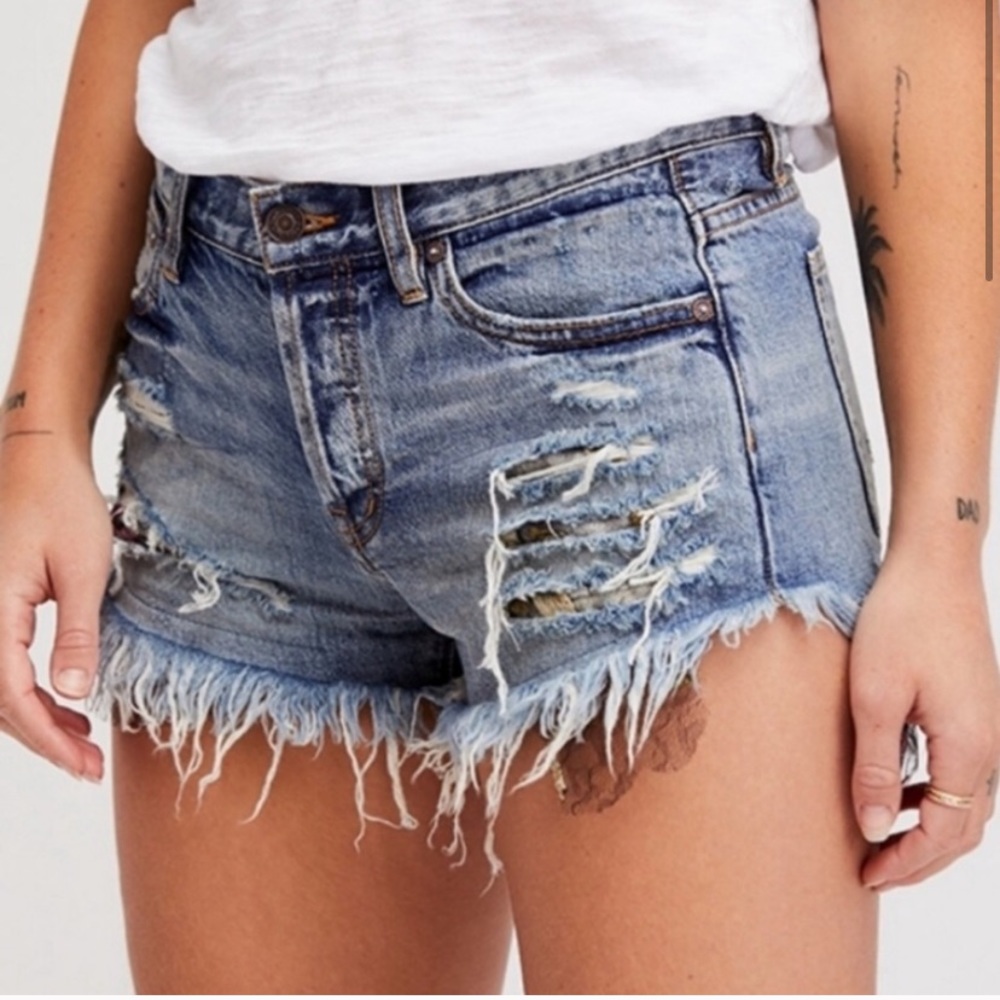 WE THE FREE Denim lace floral distressed shorts